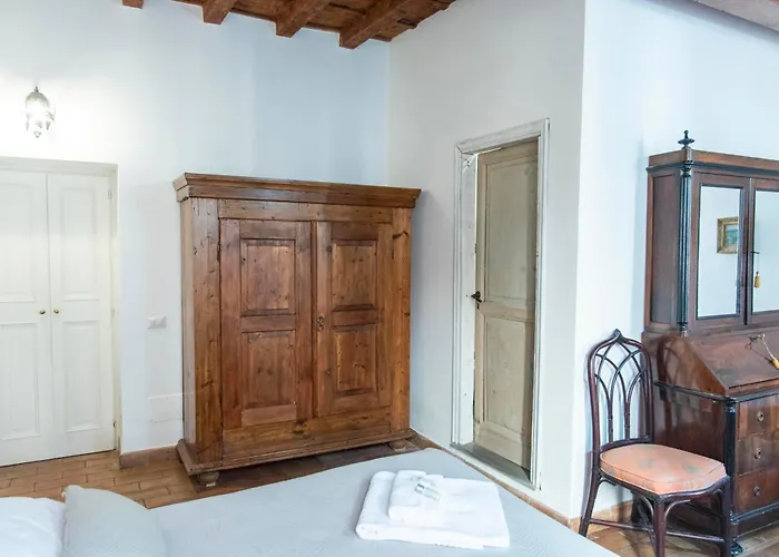 Monti Bespoke * Rome